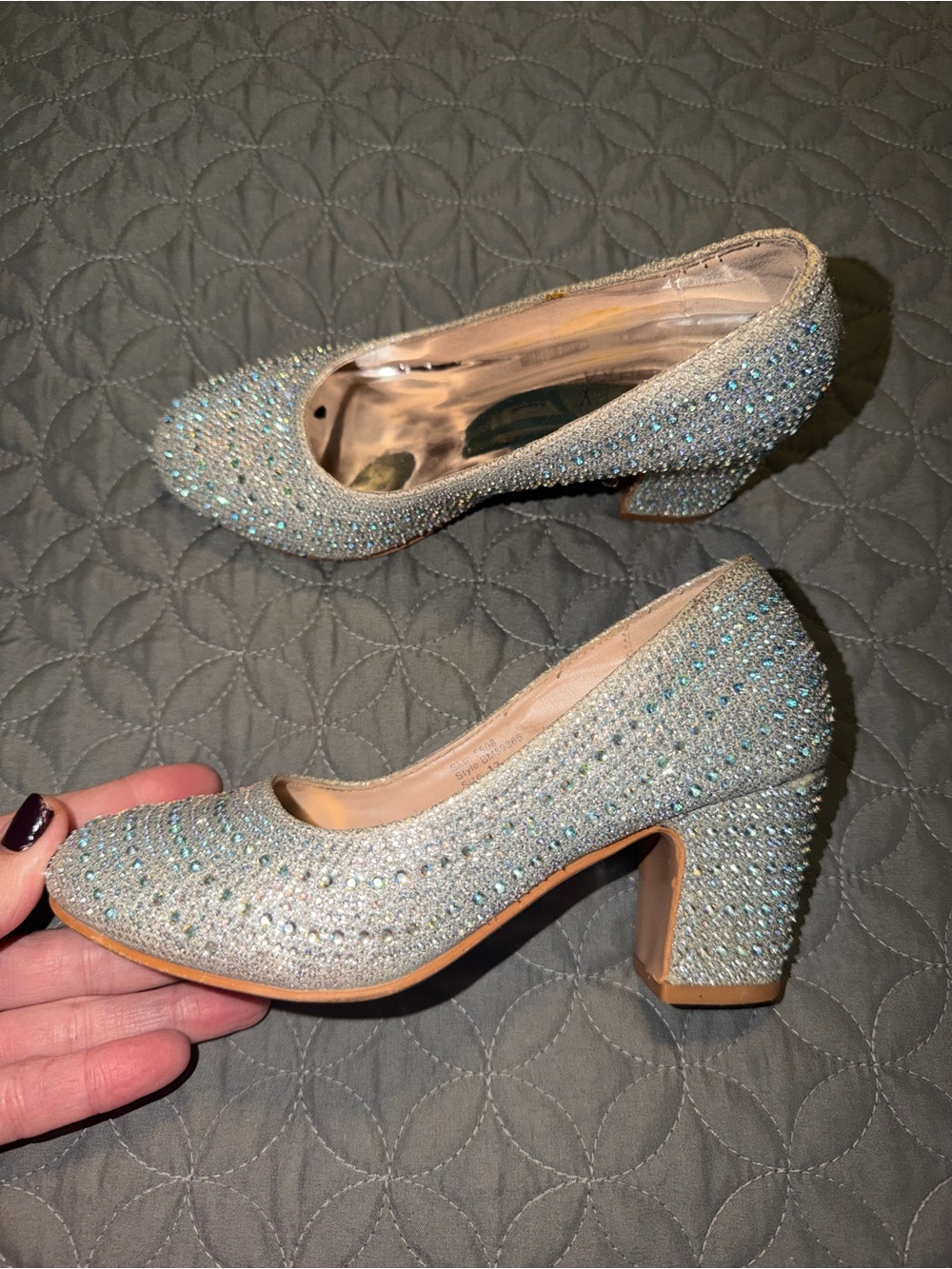 Kids sz 13 Sparkling Silver Crystal Block Heel Pumps. Wedding. Party